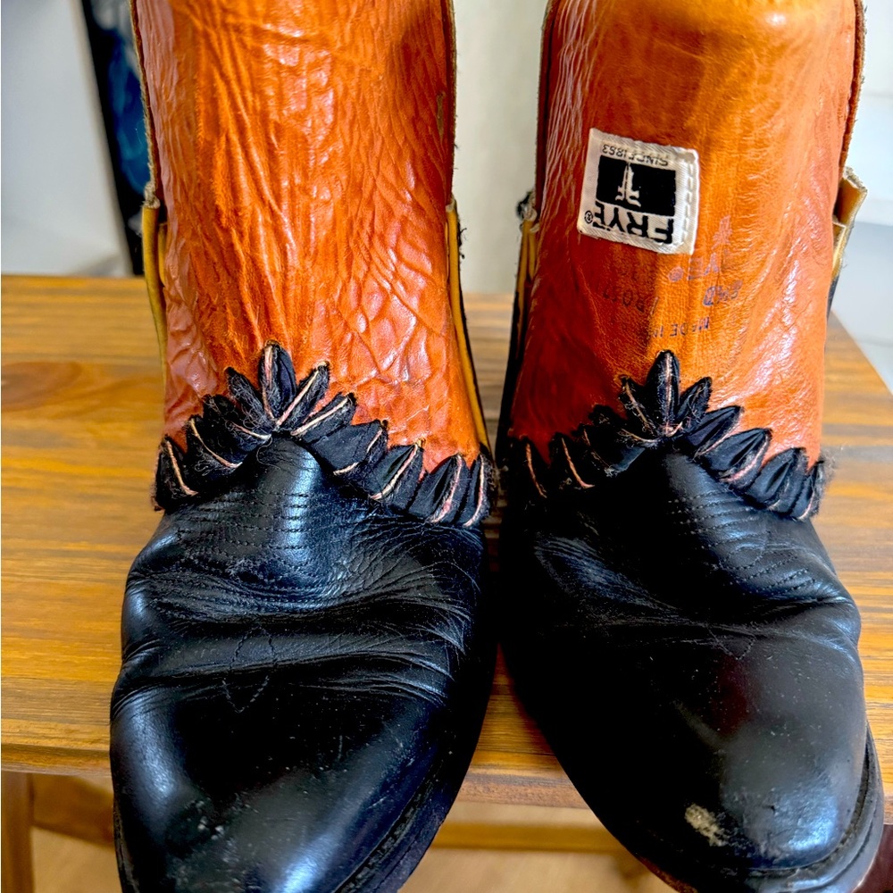 Fry boots